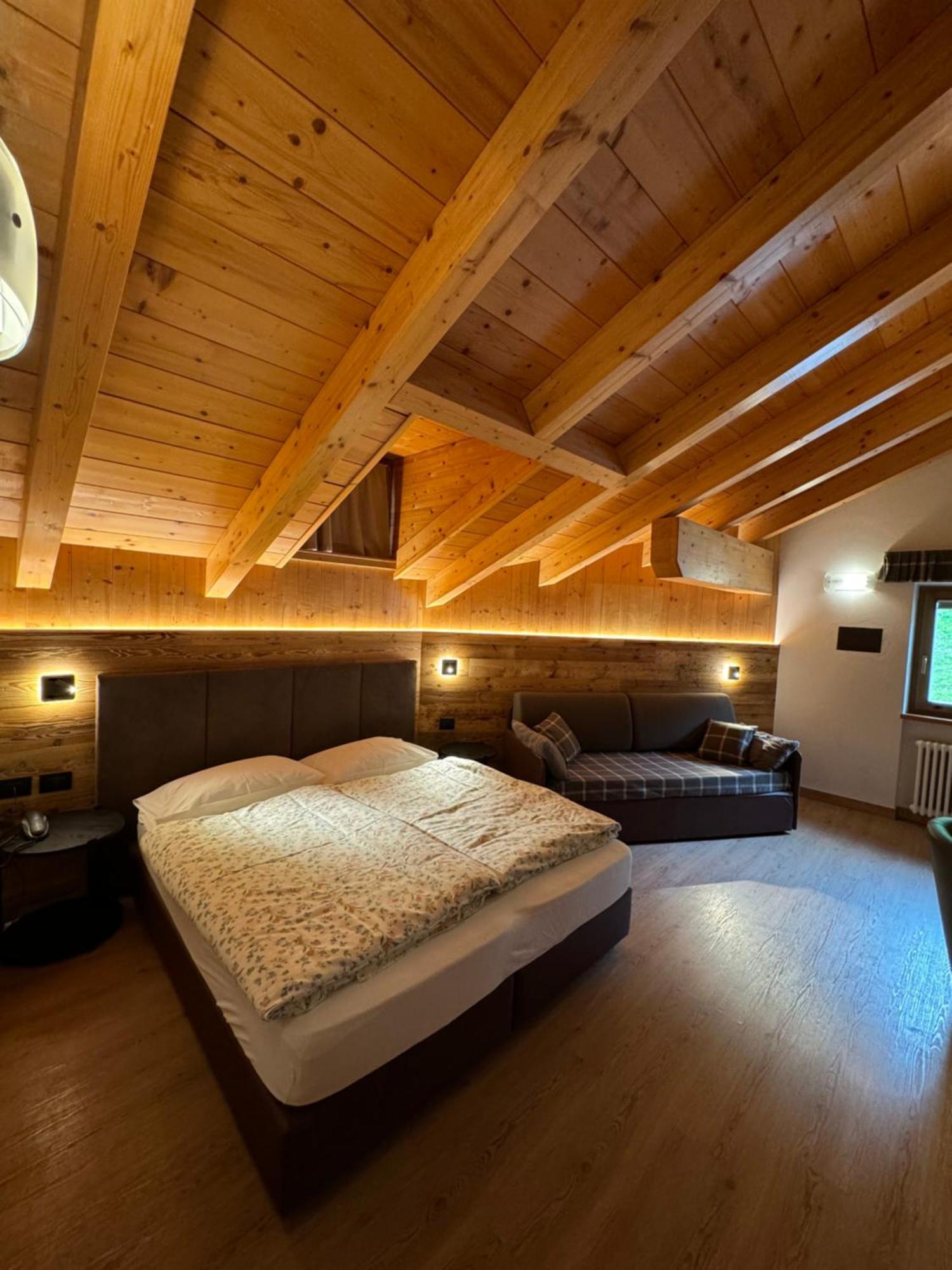 Hotel Tita Piaz カナツェーイ エクステリア 写真