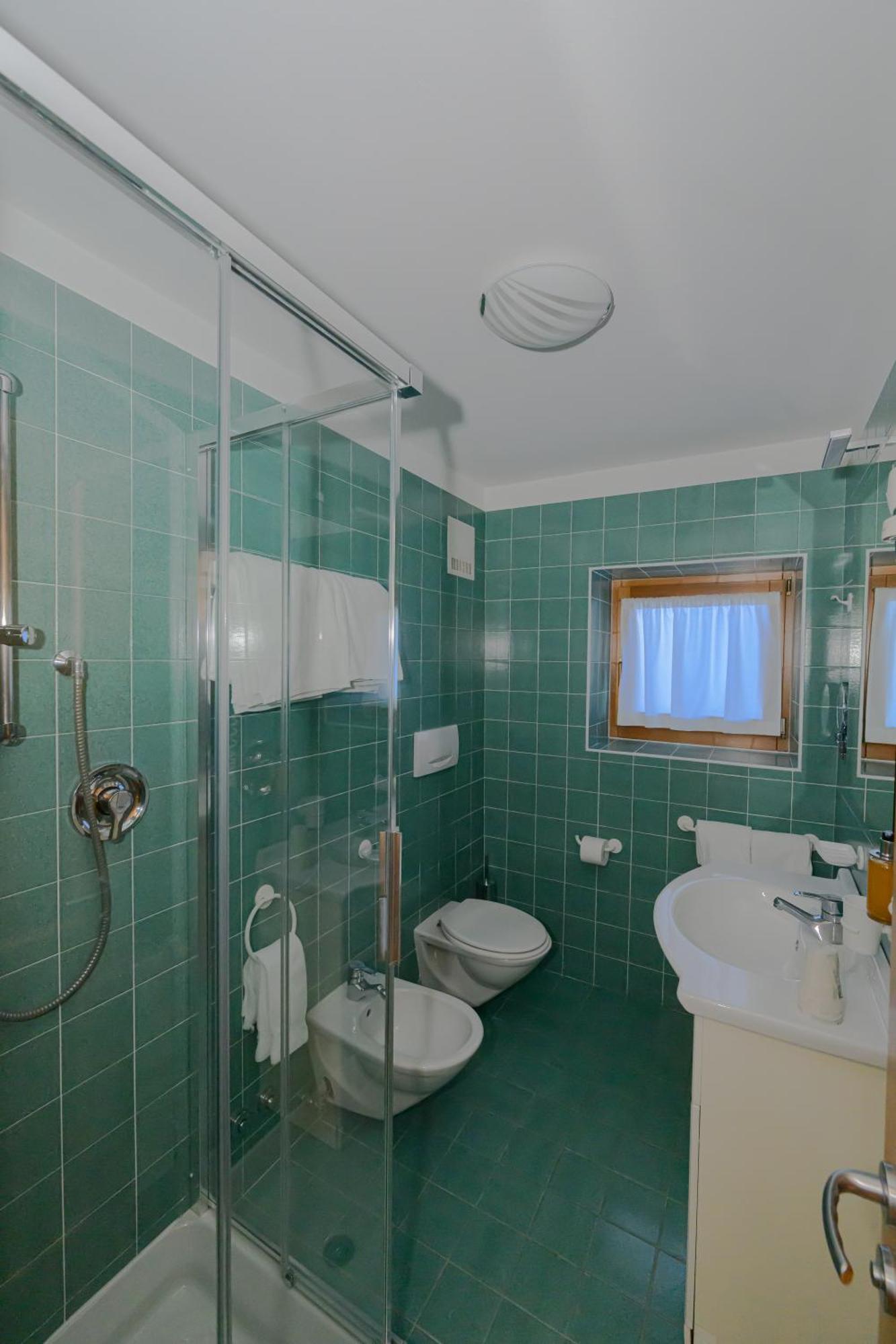 Hotel Tita Piaz カナツェーイ エクステリア 写真